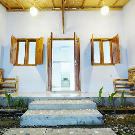 Kuta  Sentul Hostel מראה חיצוני תמונה