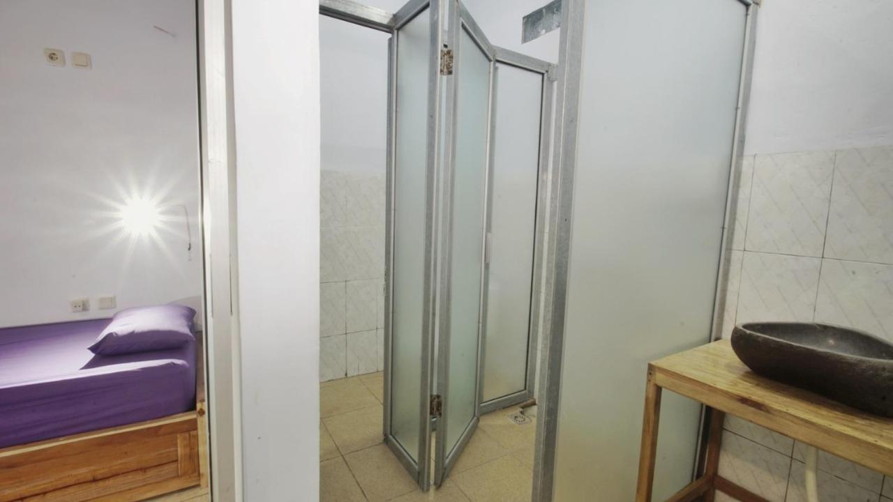 Kuta  Sentul Hostel מראה חיצוני תמונה