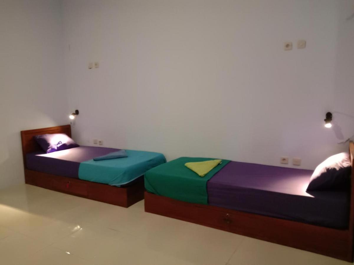 Kuta  Sentul Hostel מראה חיצוני תמונה